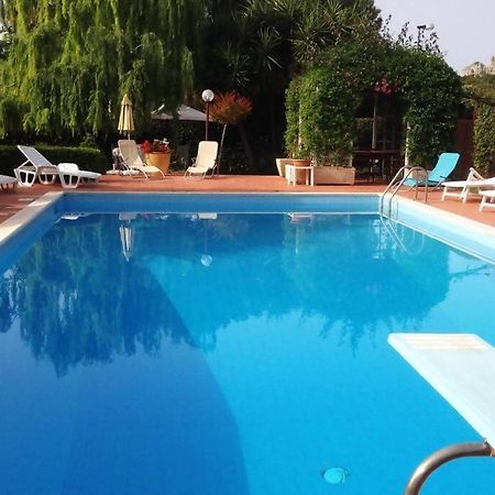 Da Nonna Cettina Appartamento In Villa Con Piscina Palermo Eksteriør bilde