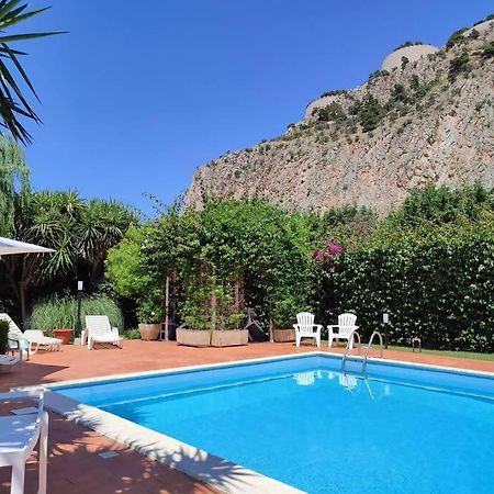 Da Nonna Cettina Appartamento In Villa Con Piscina Palermo Eksteriør bilde