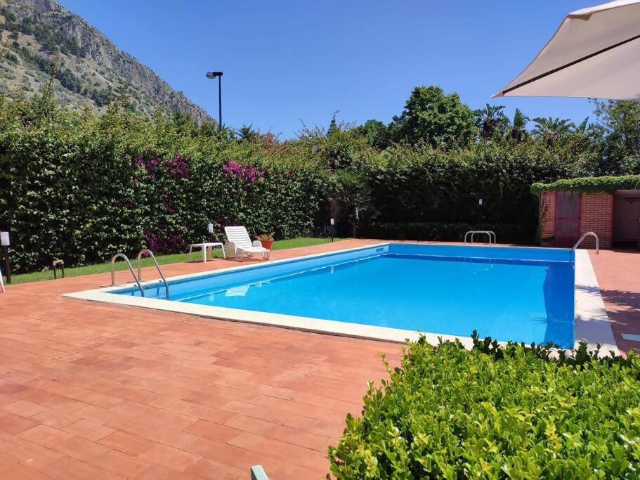 Da Nonna Cettina Appartamento In Villa Con Piscina Palermo Eksteriør bilde